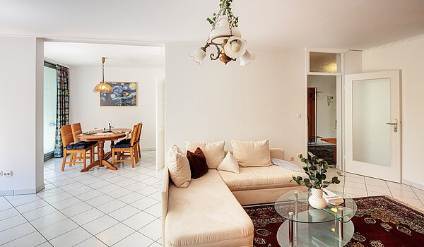 Квартира в многоэтажно доме с 3 комнатами | München-Bogenhausen | 70261 | Angrenzender Essbereich