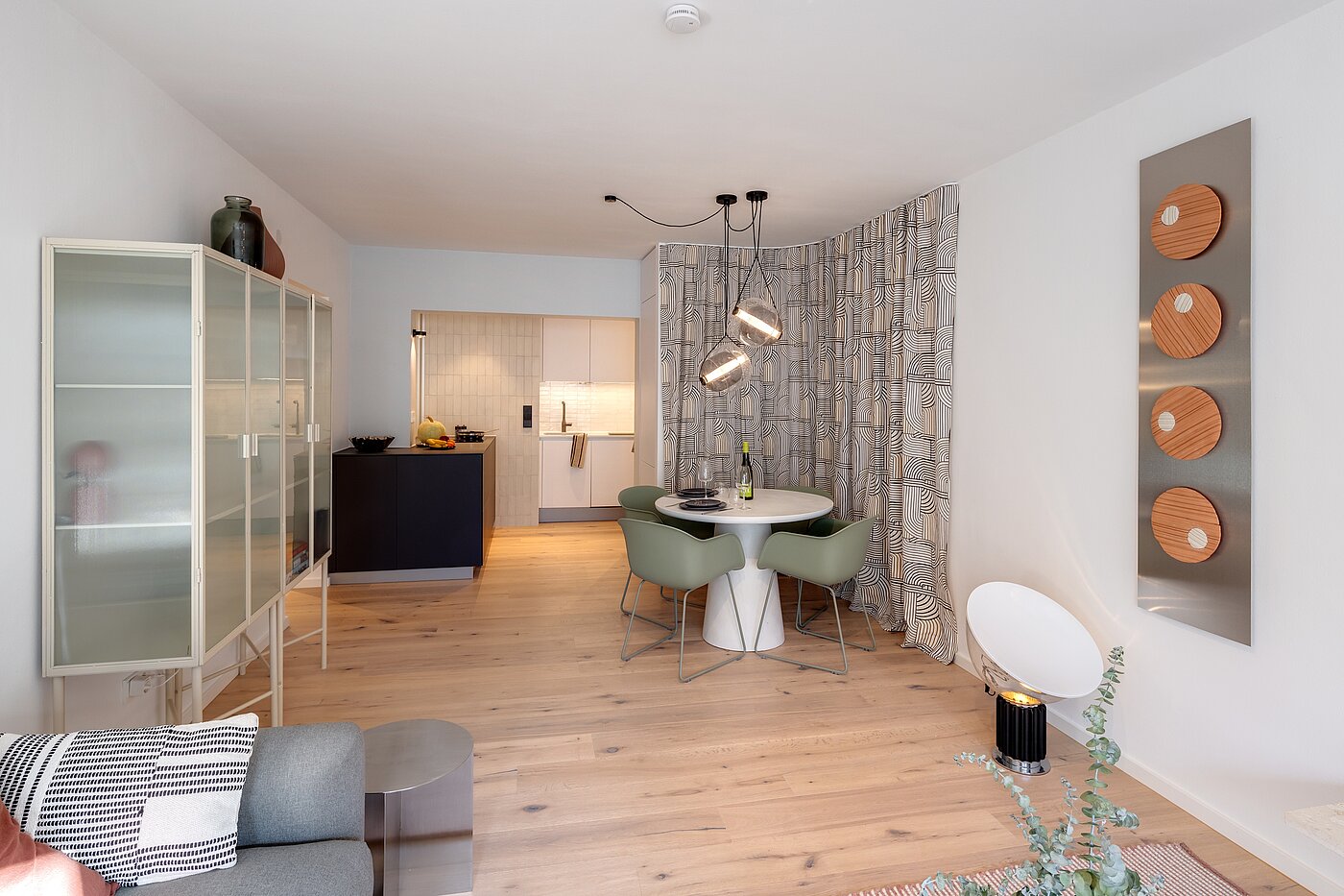 Квартира в многоэтажно доме с 2 комнатами | München-Isarvorstadt | 70459 | Offener Essbereich