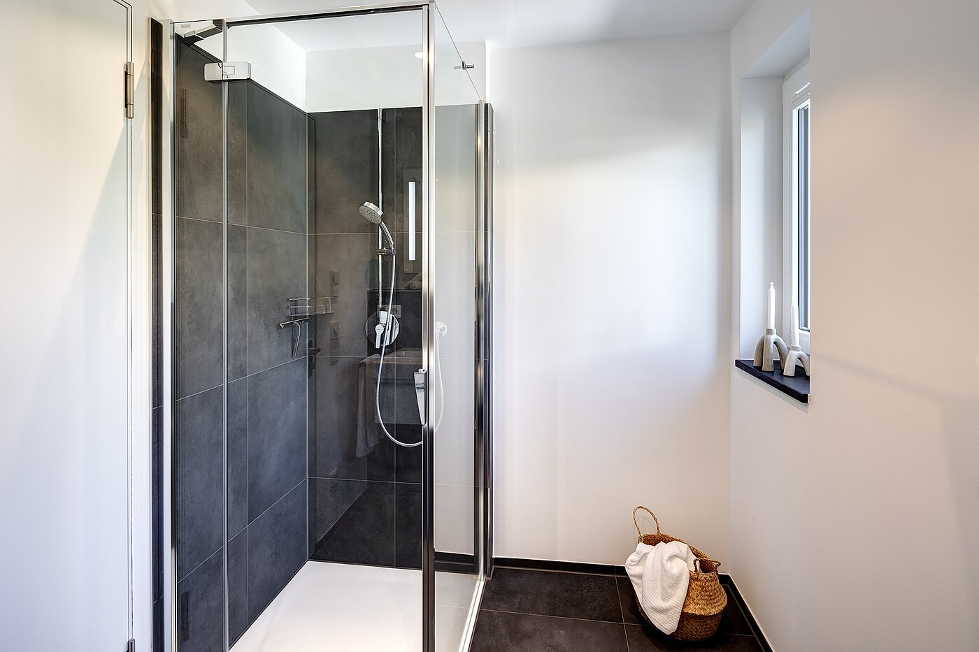 Дуплекс с 4 комнатами | München-Obermenzing | 701553 | ...mit bodengleicher Dusche und Fenster