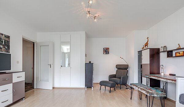 Квартира в многоэтажно доме с 1 комнатная | München-Feldmoching | 70456 | Wohnzimmer