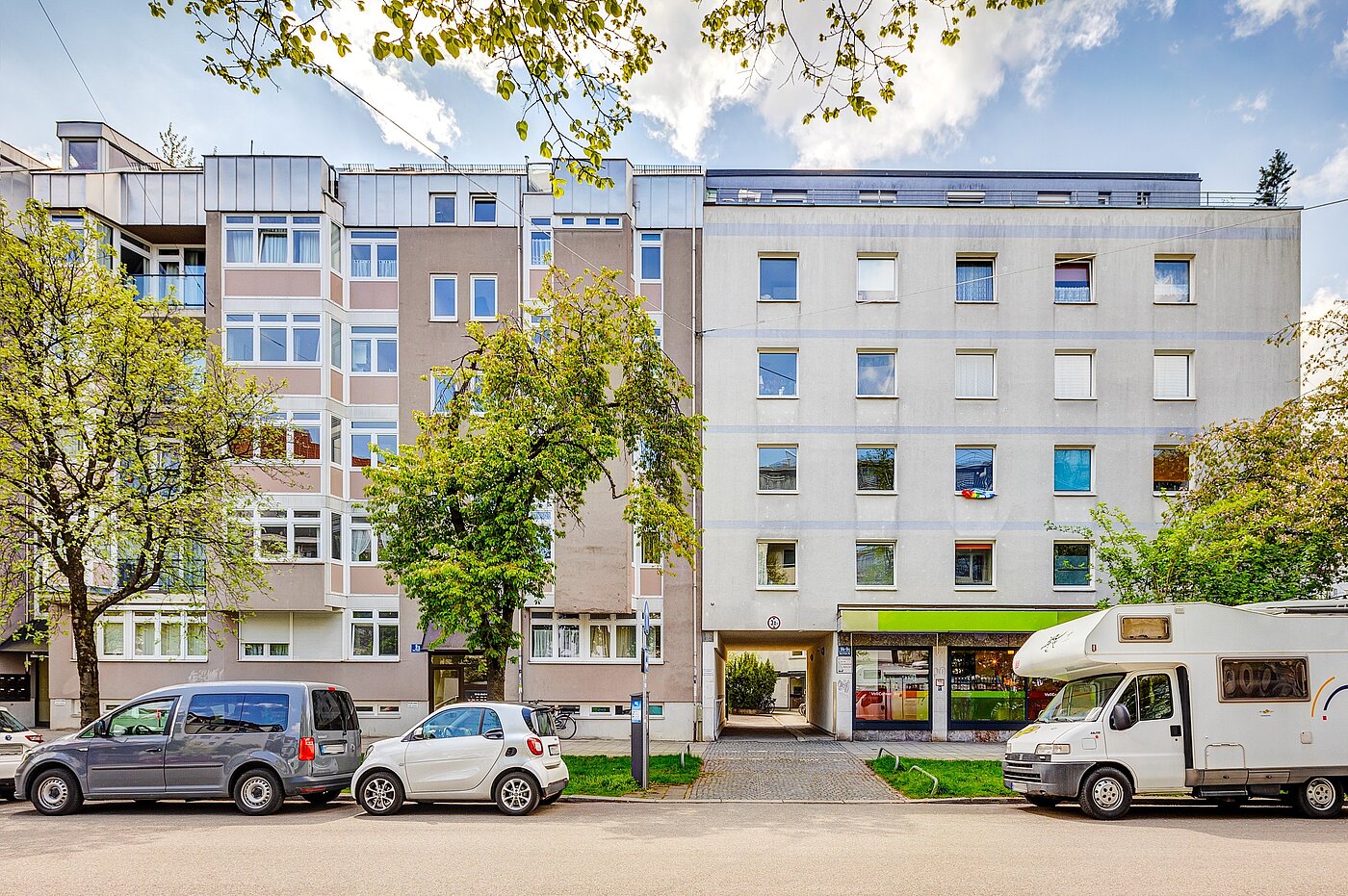 Квартира в многоэтажно доме с 2.5 комнатами | München-Nymphenburg | 2204ML61 | Ansicht von der Straße