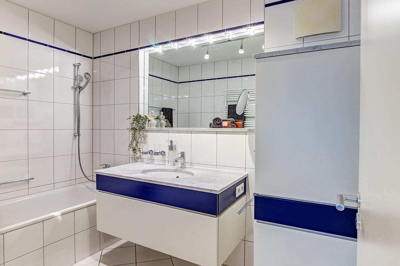 Квартира в многоэтажно доме с 3 комнатами | München-Neuhausen | 70489 | Badezimmer