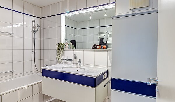 Квартира в многоэтажно доме с 3 комнатами | München-Neuhausen | 70489 | Badezimmer