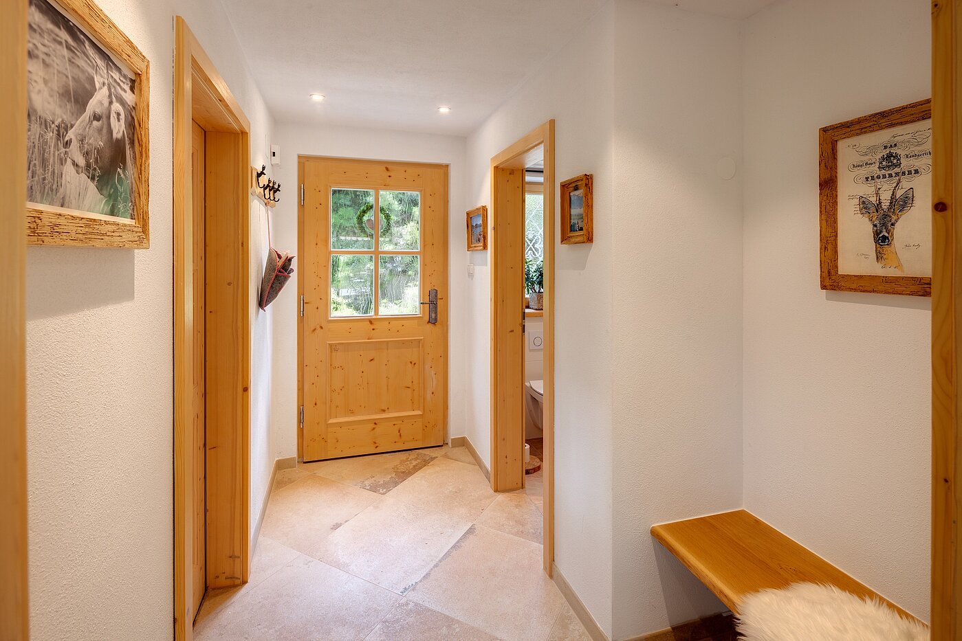 Плоский с 2.5 комнатами | Kreuth | 701351 | Garderobe