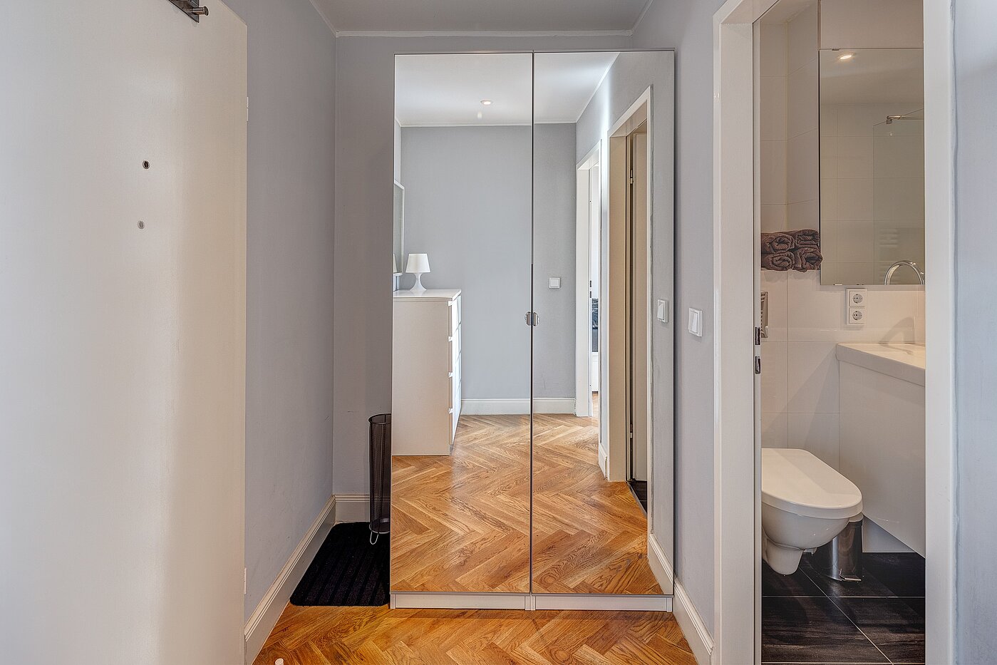 Квартира в многоэтажно доме с 1 комнатная | Rosenheim | 2109ML8 | Stauraum im Dielenbereich