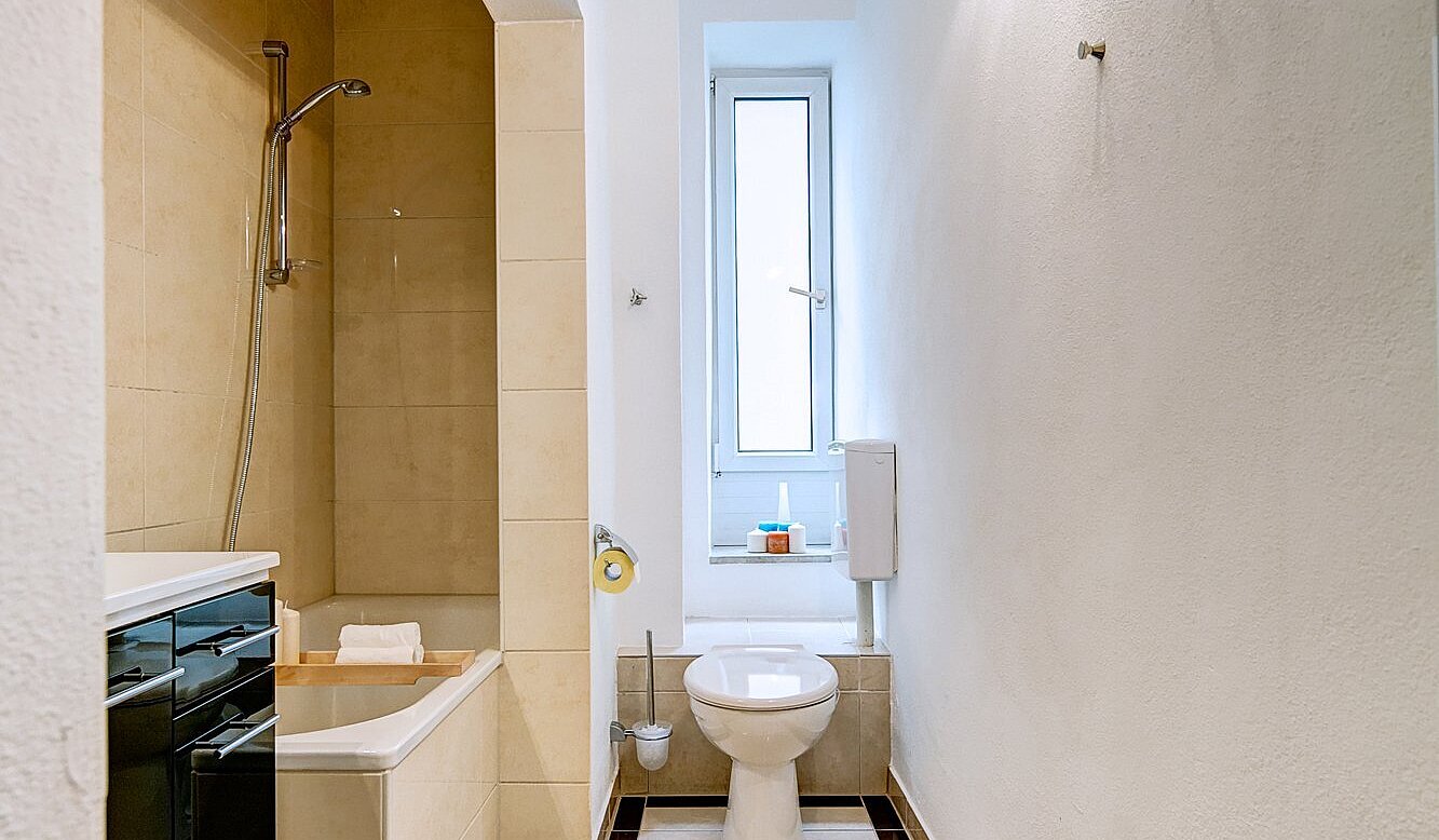 Квартира в многоэтажно доме с 4 комнатами | München-Maxvorstadt | 2011ML2 | Edles Bad mit...