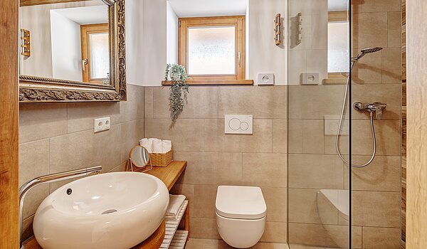 Квартира в многоэтажно доме с 6 комнатами | 70095 | ....und Bad en Suite