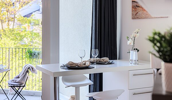 Apartment с 1.5 комнатами | München-Bogenhausen | 70378 | ...und Essbereich