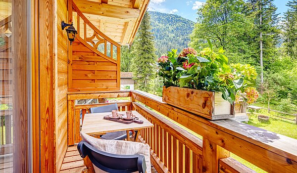 Квартира в многоэтажно доме с 6 комнатами | 70095 | ...mit sonnigem Balkon