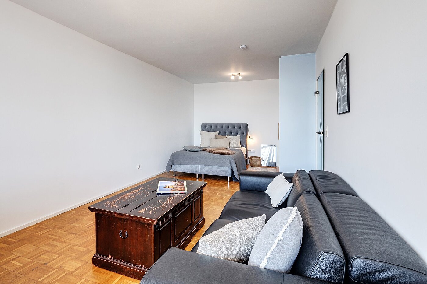 Квартира в многоэтажно доме с 1 комнатная | München-Berg am Laim | 2003ML15 | Geräumiges Apartment mit...