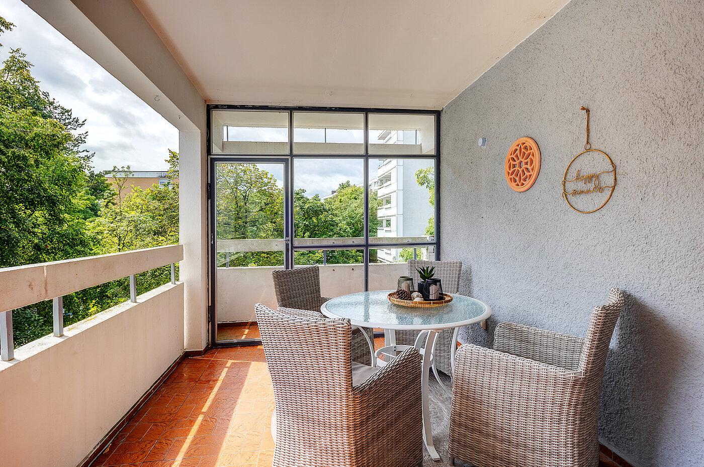 Квартира в многоэтажно доме с 3 комнатами | Unterhaching | 70421 | ...zur sonnigen...