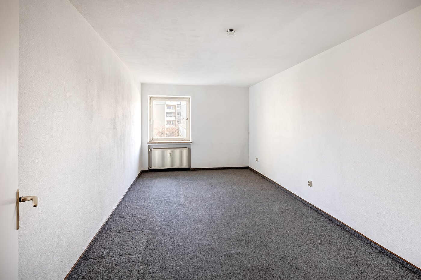 Квартира в многоэтажно доме с 2 комнатами | München-Freimann | 70158 | Geräumiges Schlafzimmer...