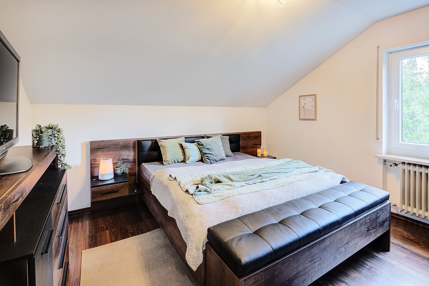 Мансардная квартира с 3 комнатами | Karlsfeld | 70217 | Schlafzimmer mit...