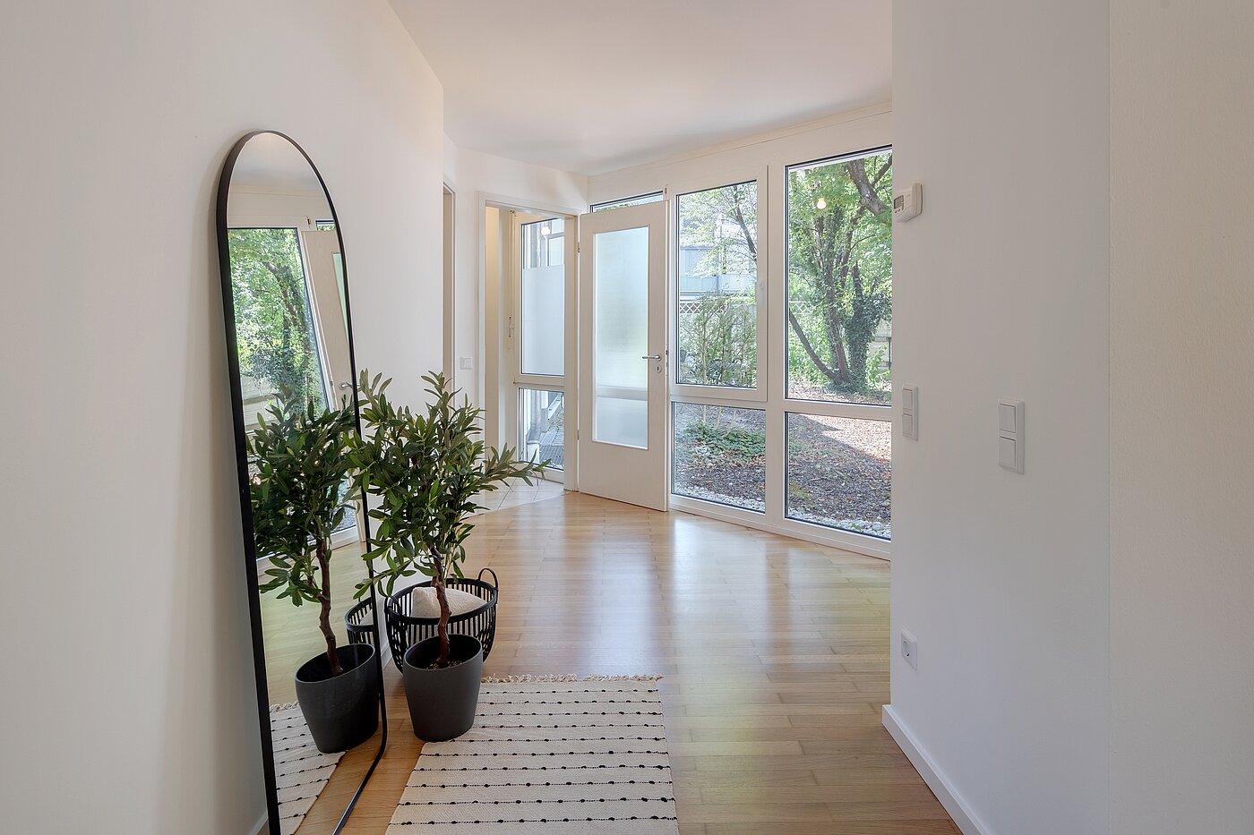 Плоский с 2 комнатами | München-Laim | 70464 | Diele mit Zugang...