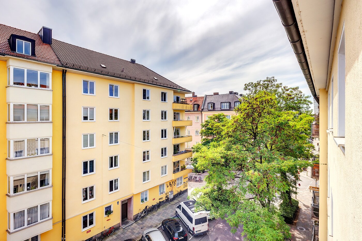 Квартира в многоэтажно доме с 1 комнатная | München-Isarvorstadt | 70062 | ...Aussichten