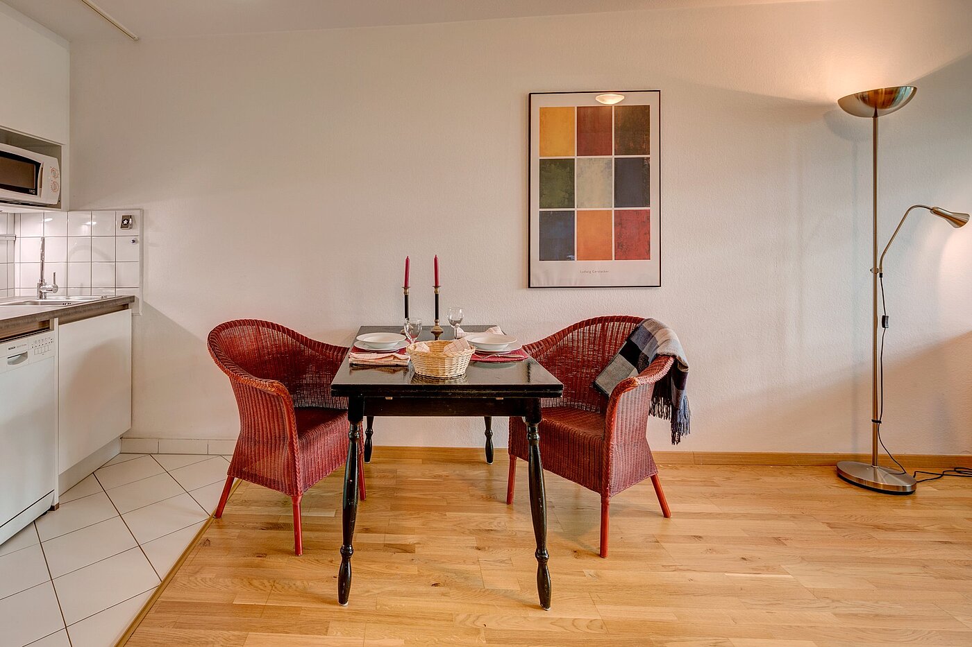 Высокий первый этаж с 1 комнатная | München-Neuhausen | 1911ML10 | Kleiner Essplatz