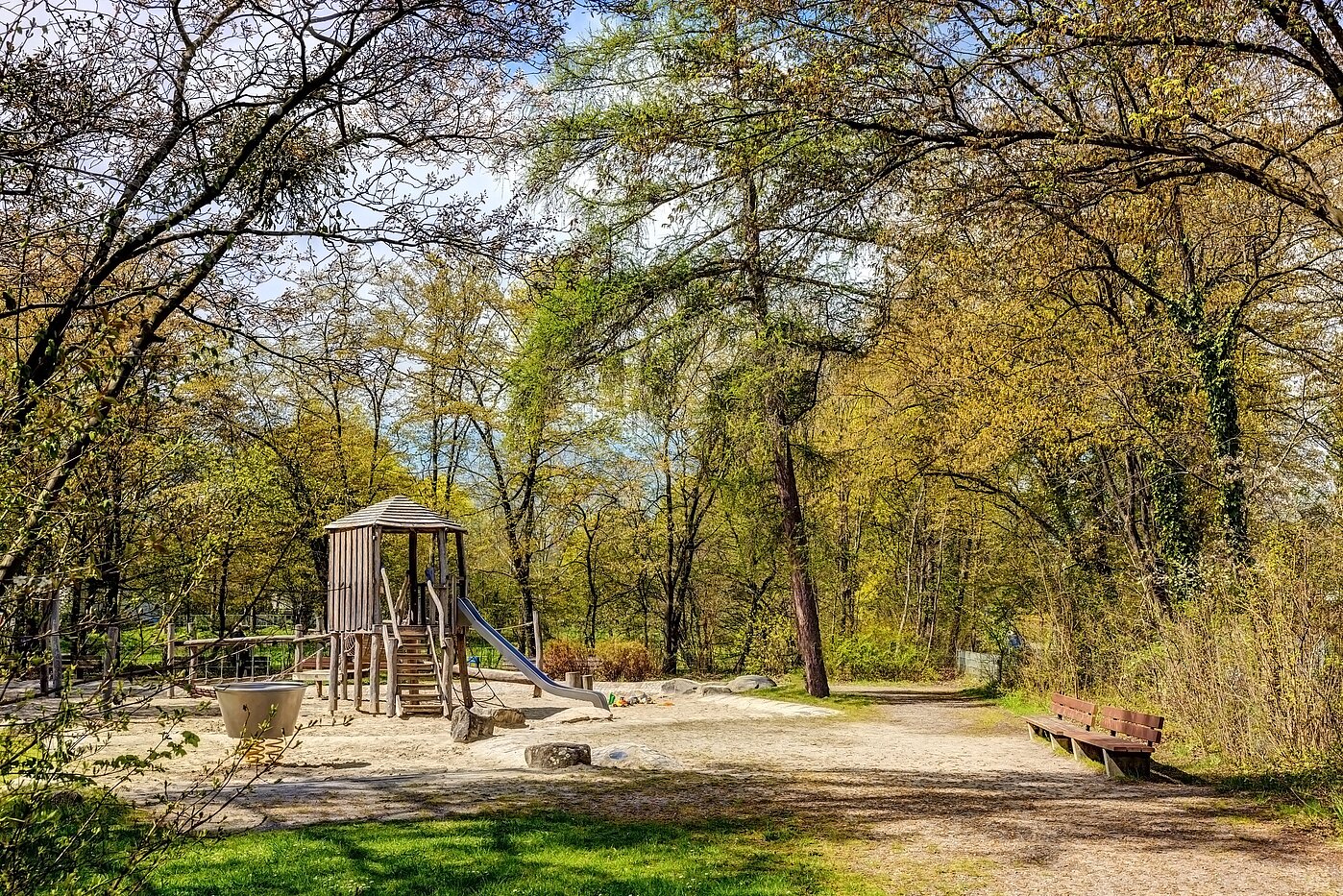 Квартира в многоэтажно доме с 2.5 комнатами | München-Obermenzing | 700191 | Parkanlage am Pasing-Nymphenburg-Kanal