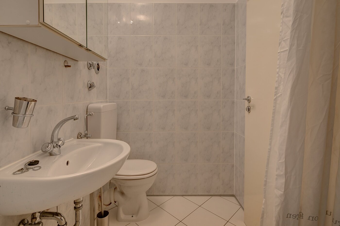 Высокий первый этаж с 1 комнатная | München-Neuhausen | 1911ML10 | mit Badewanne