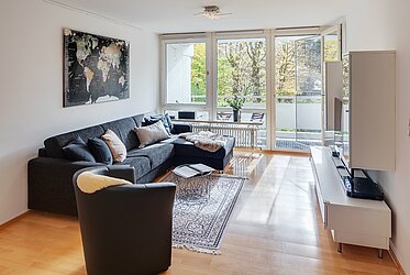 Perlach: Gut geschnittene 3-Zimmer Wohnung mit Südbalkon