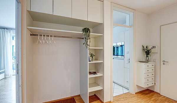 Квартира в многоэтажно доме с 3 комнатами | München-Neuhausen | 70489 | Garderobe