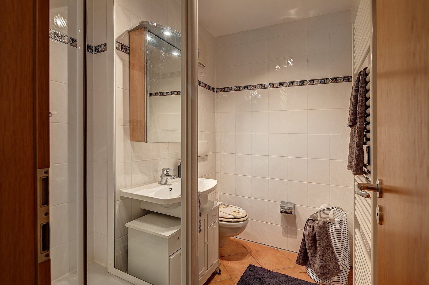 Квартира в многоэтажно доме с 1 комнатная | München-Trudering | 1810ML3 | Modernes Duschbad