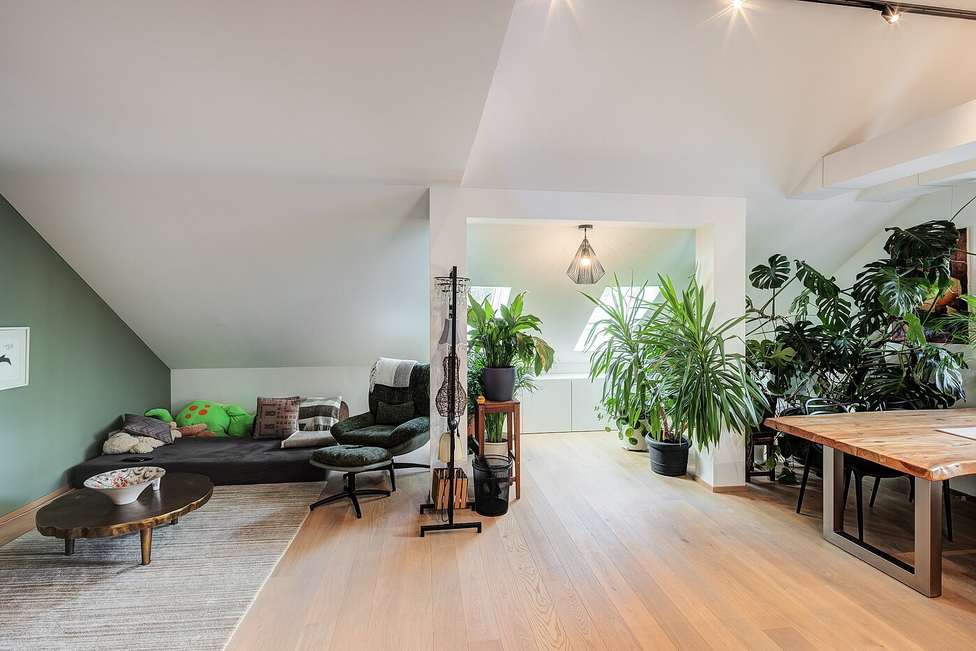 Угловой террасный дом с 6 комнатами | München-Trudering | 70191 | ...viel Platz