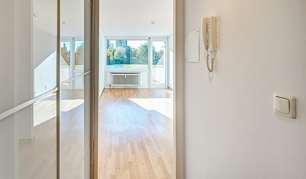 Apartment с 1 комнатная | München-Feldmoching | 70466 | Flur vom Eingang kommend