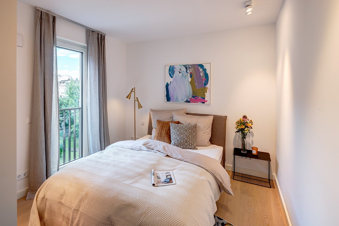 Квартира в многоэтажно доме с 3 комнатами | 70046 | Gästezimmer