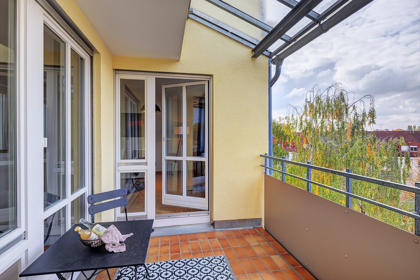 Квартира в многоэтажно доме с 3 комнатами | München-Schwabing | 70299 | Loggia