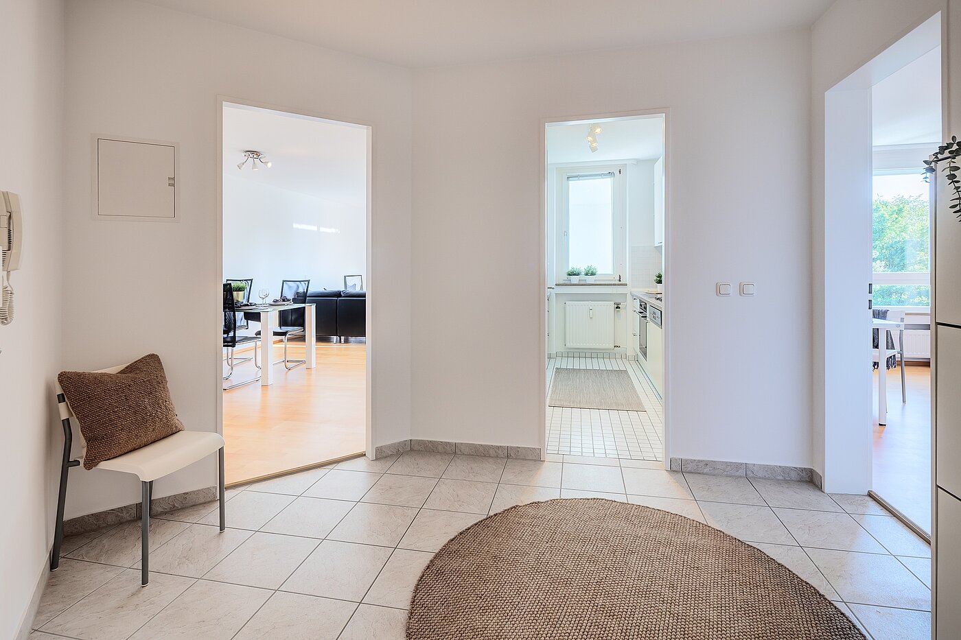 Квартира в многоэтажно доме с 3 комнатами | München-Oberföhring | 70246 | ...Zugang zu allen Zimmern