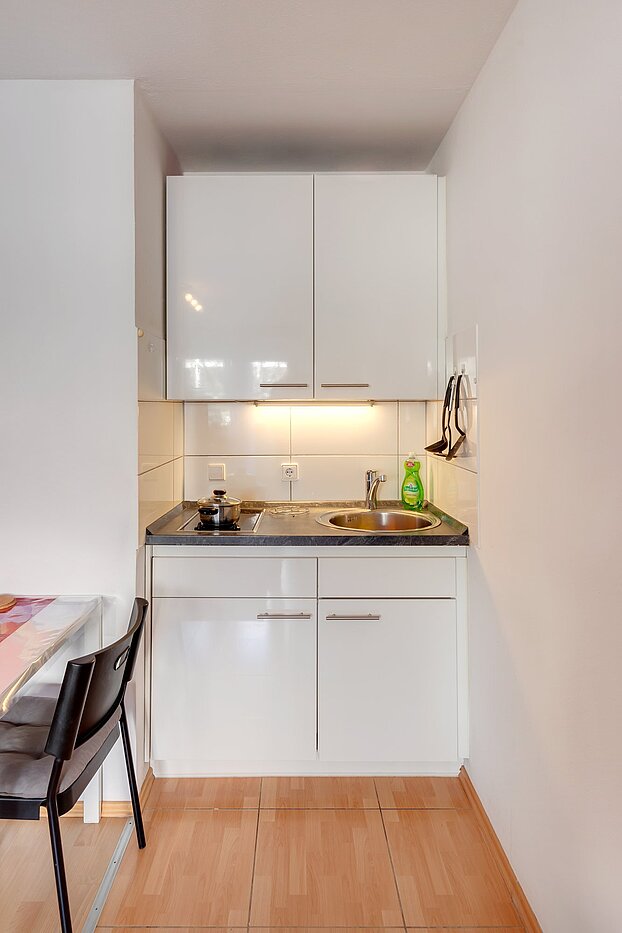 Квартира в многоэтажно доме с 1 комнатная | München-Obergiesing | 2104ML3 | Kleine charmante Kochnische