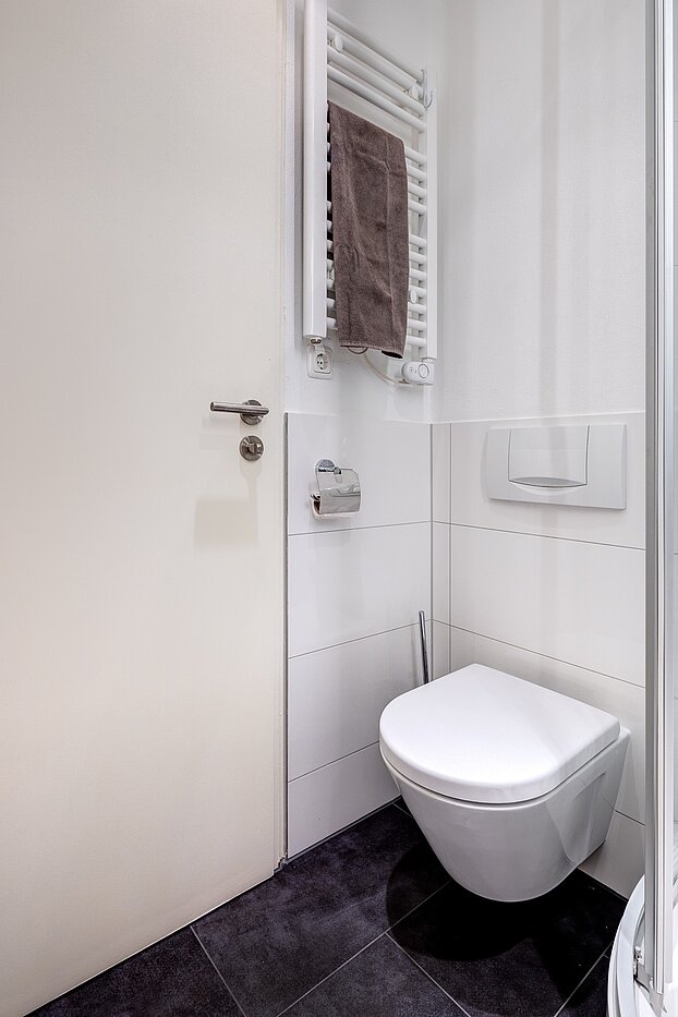 Квартира в многоэтажно доме с 3.5 комнатами | München-Bogenhausen | 70267 | Gäste-WC mit...