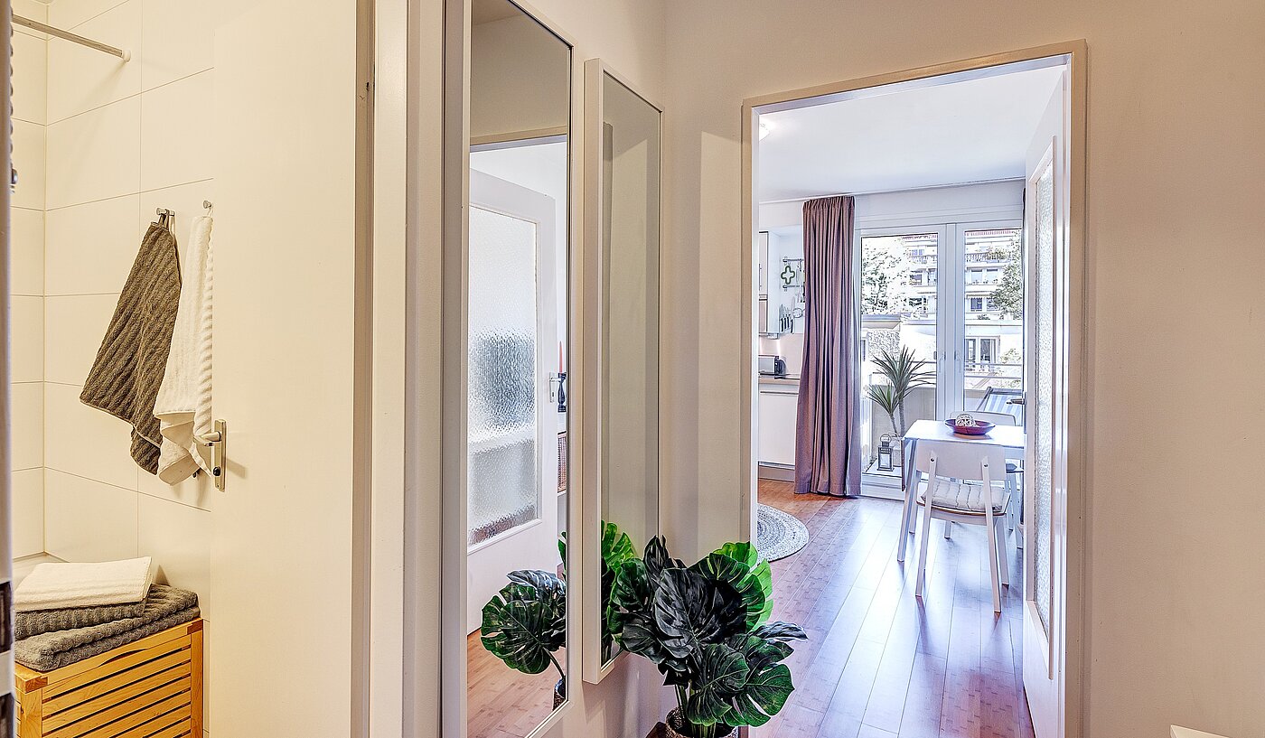 Квартира в многоэтажно доме с 1 комнатная | München-Schwabing | 2210ML3 | Diele mit...