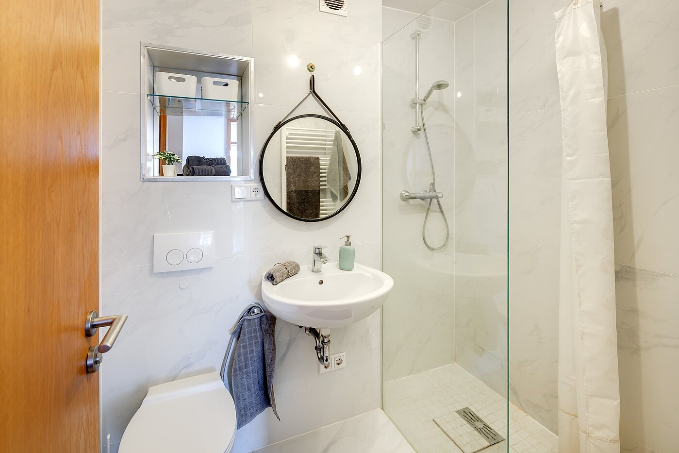 Квартира в многоэтажно доме с 3 комнатами | München-Schwabing | 703181 | Bad mit...