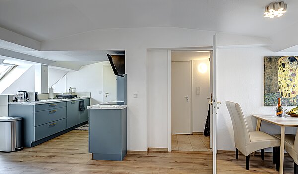 Мансардная квартира с 4.5 комнатами | München-Ludwigsvorstadt | 70461 | Wohnen / Essen