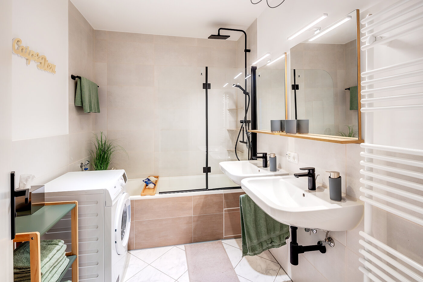 Квартира в многоэтажно доме с 3 комнатами | Unterhaching | 70421 | ...mit Waschmaschine