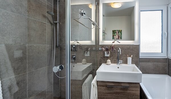 Квартира в многоэтажно доме с 4 комнатами | Ismaning | 700081 | Mit Wanne & Dusche