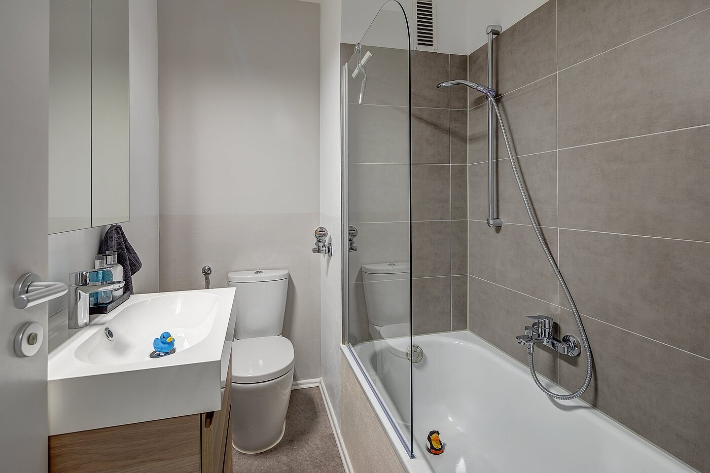 Квартира в многоэтажно доме с 1 комнатная | München-Schwabing | 2109ML5 | modernes Bad...