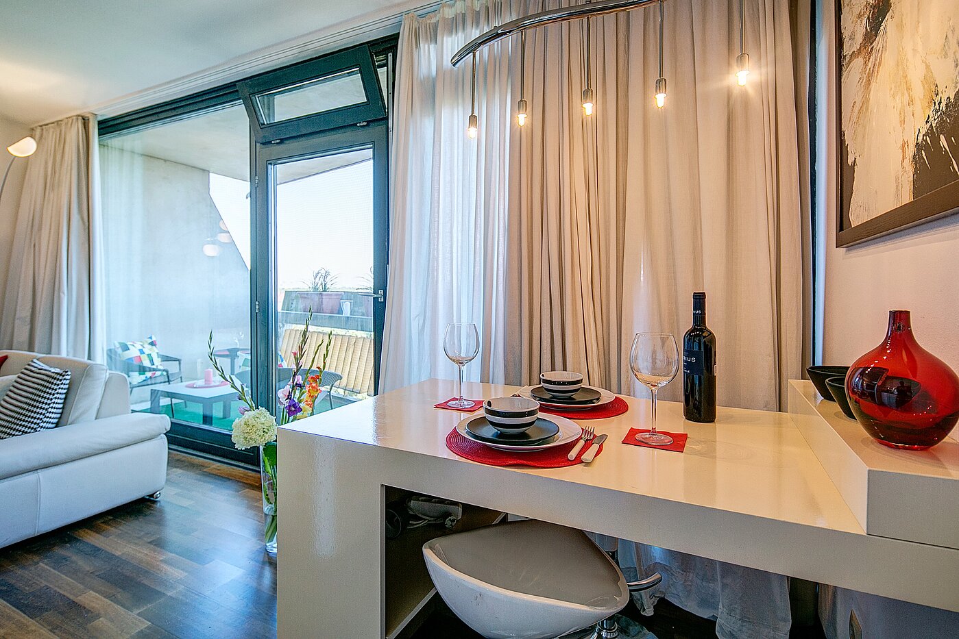Квартира в многоэтажно доме с 1 комнатная | München-Schwabing | 70079 | ...sorgt für viel Lichteinfall