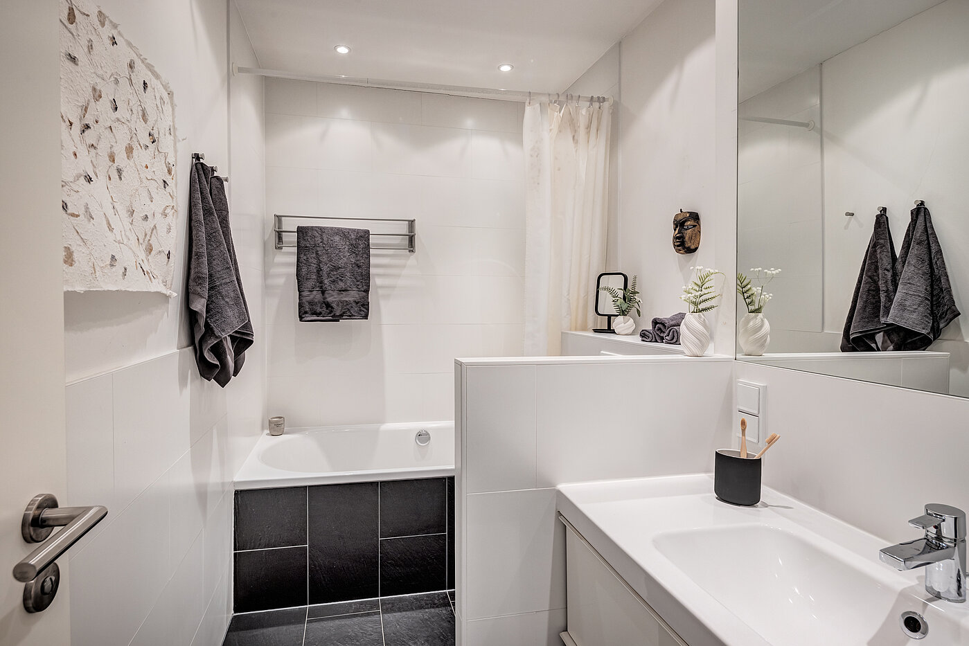 Плоский с 2 комнатами | München-Schwabing | 70394 | ...mit Badewanne