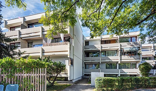 Apartment с 1 комнатная | München-Feldmoching | 70466 | Ansicht von der Straße aus