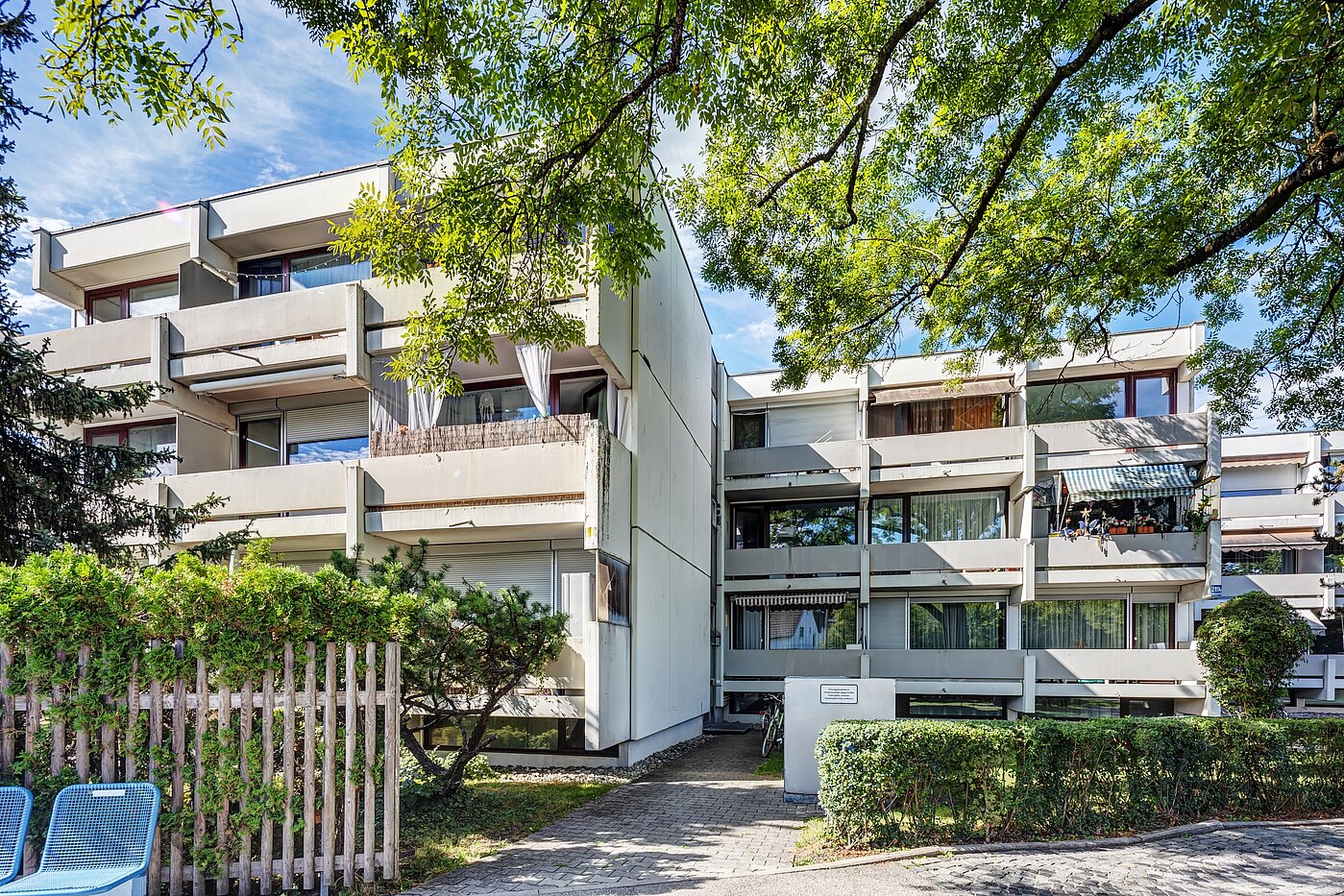Apartment с 2 комнатами | München-Feldmoching | 70466 | Ansicht von der Straße aus