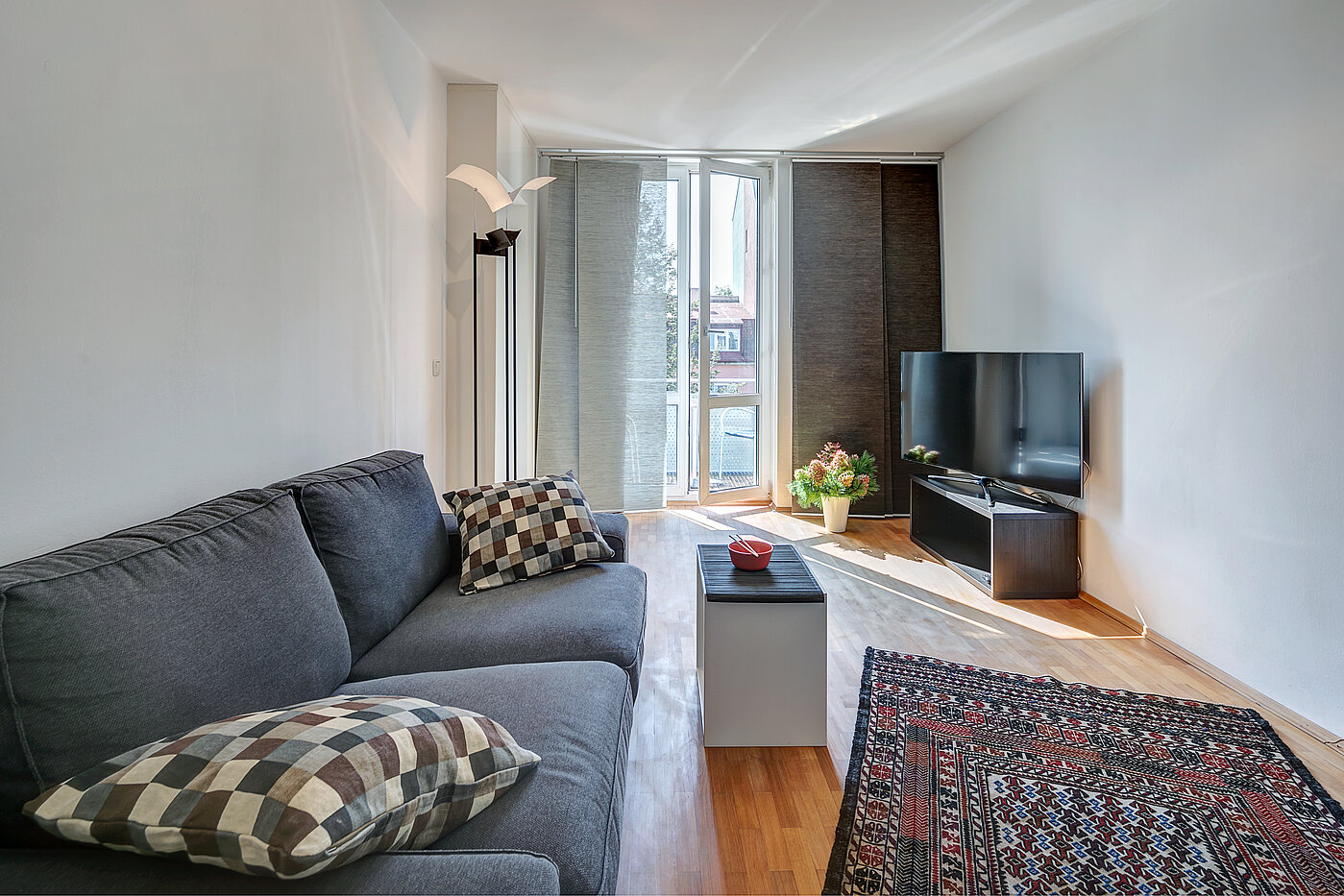 Квартира в многоэтажно доме с 2 комнатами | München-Neuhausen | 70440