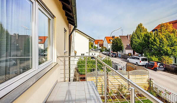 Особняк с 6 комнатами | Unterschleißheim | 2209ML7 | ...Süd-Balkon