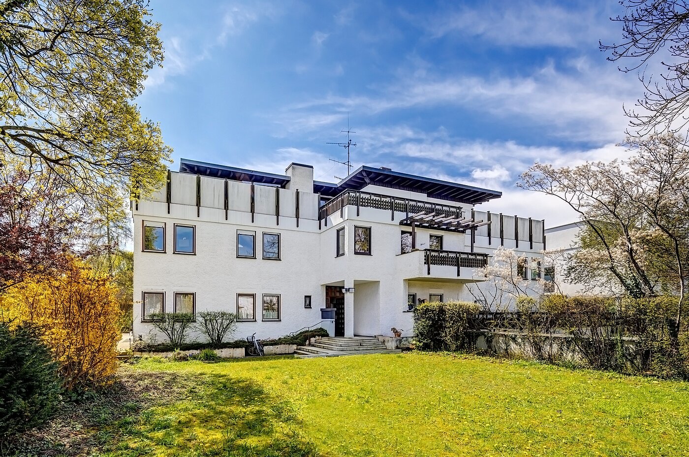Квартира в многоэтажно доме с 2.5 комнатами | München-Obermenzing | 700191 | Ansicht Rückseite
