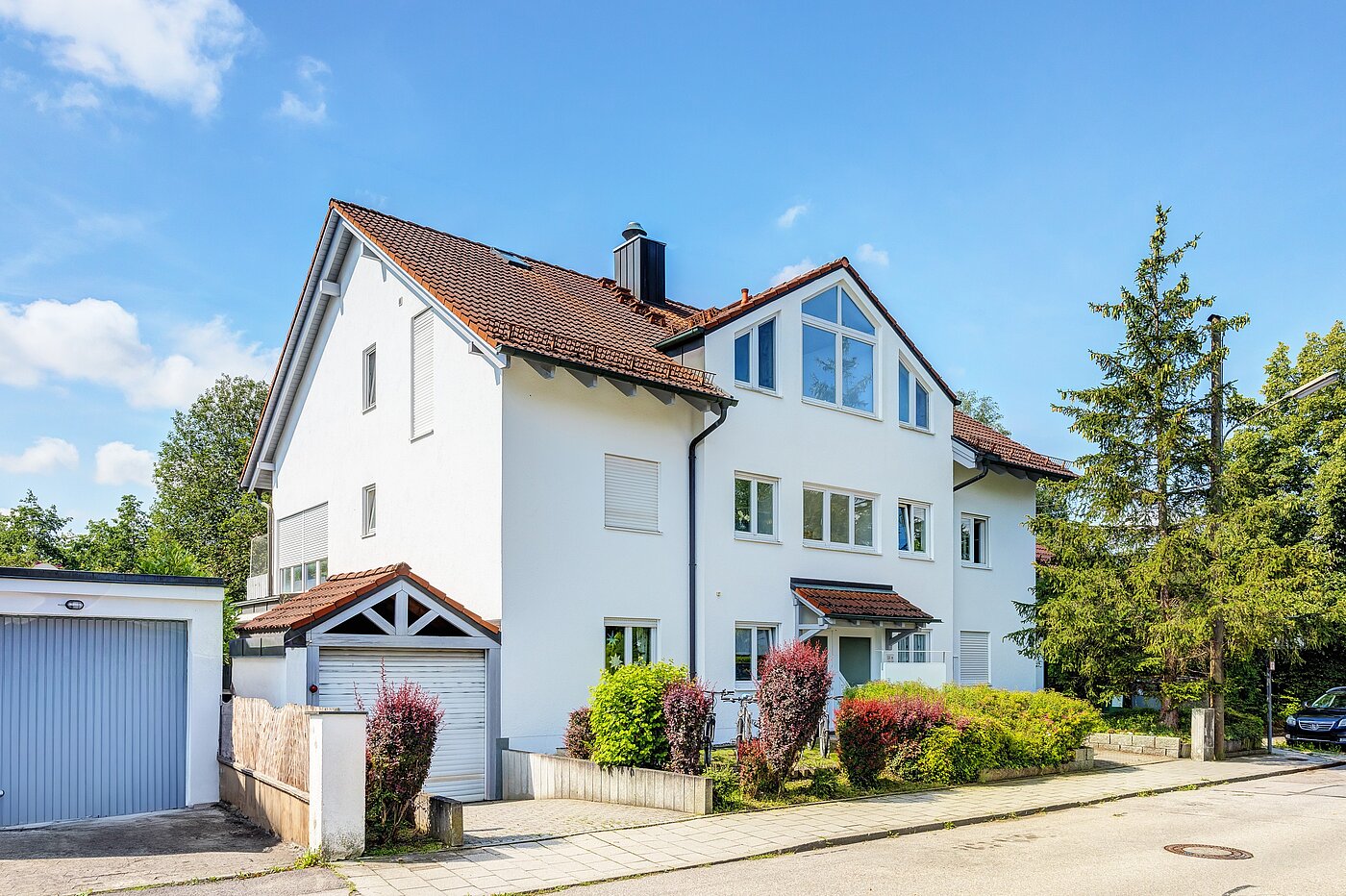 Квартира в многоэтажно доме с 2 комнатами | Neubiberg | 70129 | Gepflegtes Objekt