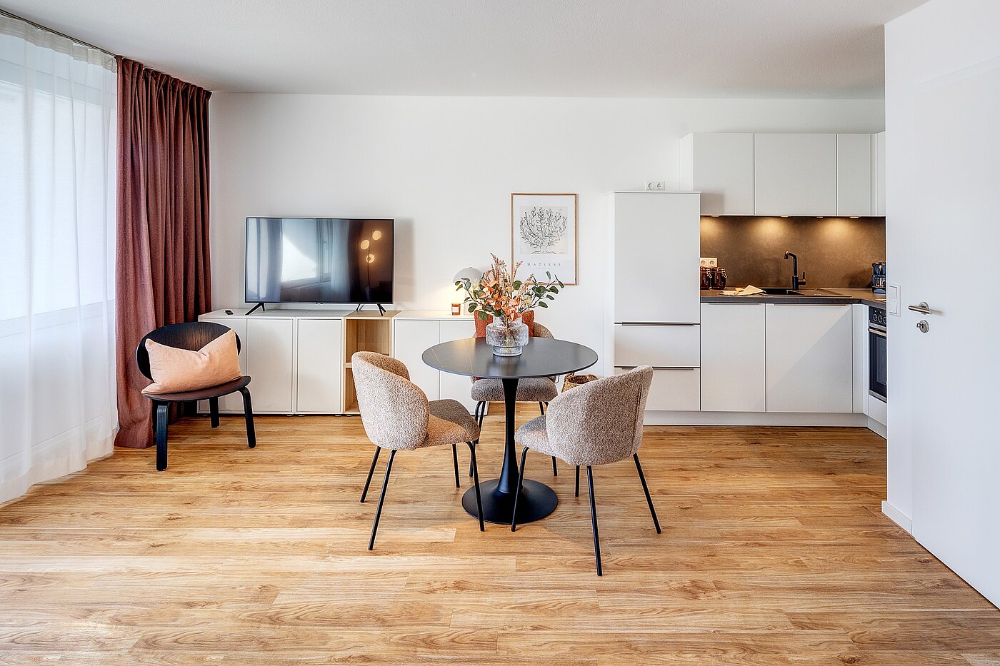 Квартира в многоэтажно доме с 1 комнатная | München-Neuhausen | 70197 | ...Apartment