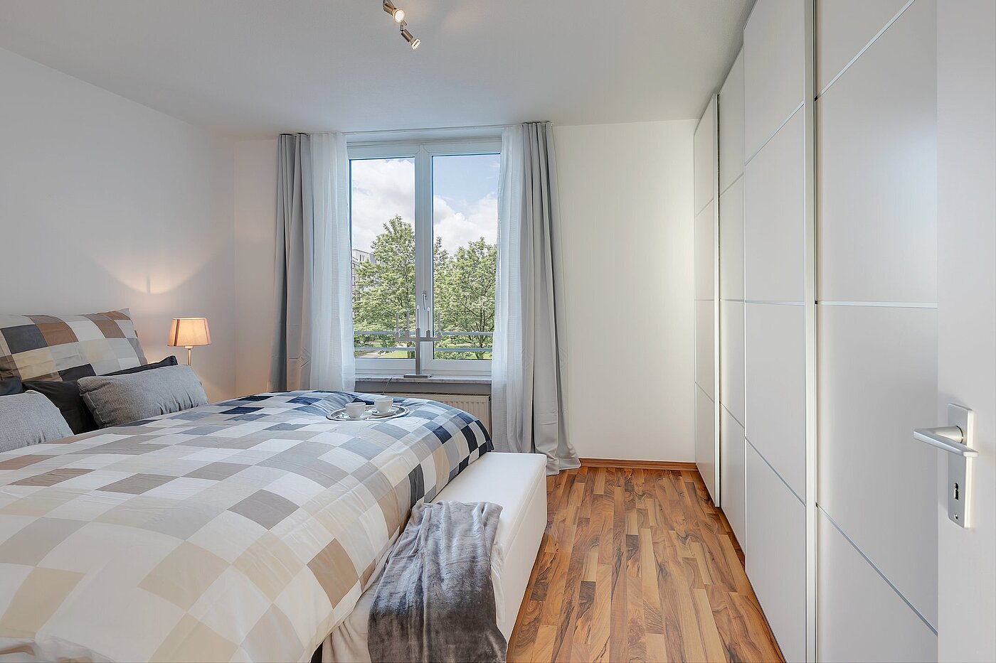 Квартира в многоэтажно доме с 2 комнатами | München-Oberföhring | 2007ML8 | Schlafzimmer