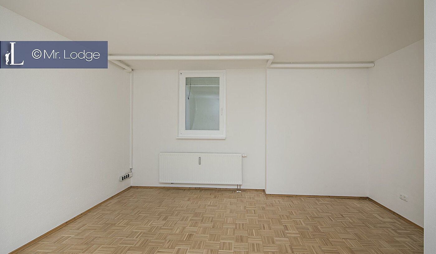 Половина двухквартирного жилого дома с 5 комнатами | 1702ML1 | Hobbyraum