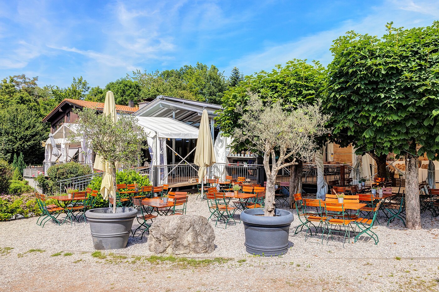 Квартира в многоэтажно доме с 2 комнатами | München-Bogenhausen | 70142 | Kulinarik